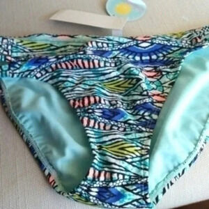 Island soul swim wear M